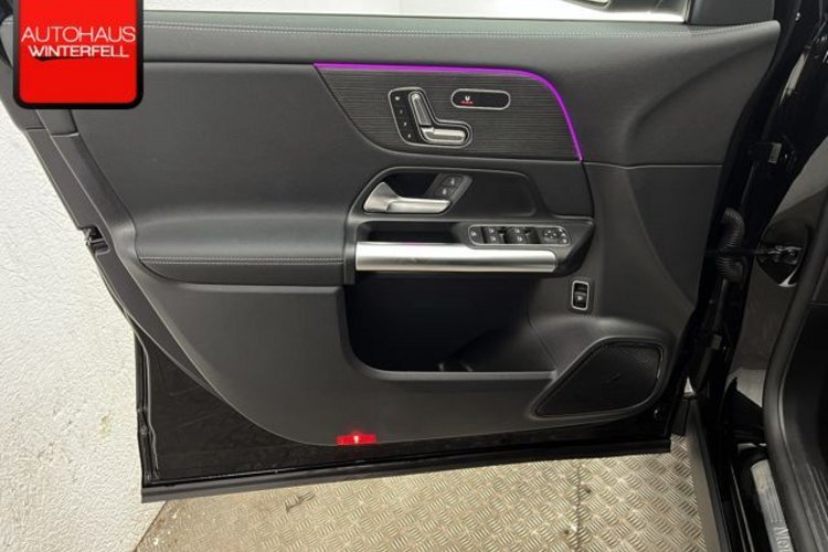 Mercedes-Benz GLA 250 GLA 250 AMG NIGHT HUD+360+MEMORY+STANDHEIZUNG+