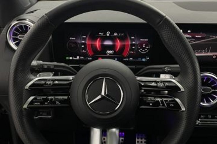 Mercedes-Benz B 200 B 200 AMG LINE ADVANCED PLUS PANO+360+HUD+MEMORY