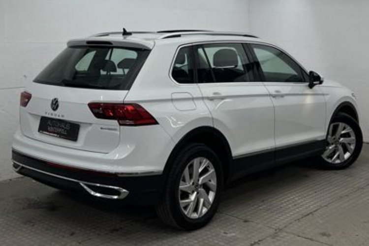 Volkswagen Tiguan Tiguan 1.4 eHybrid Elegance PANO+AHK+IQ.LIGHT+