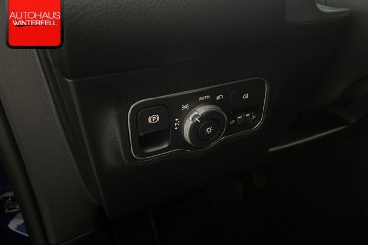 Mercedes-Benz GLB 180 GLB 180 d PROGRESSIVE NIGHT 7SITZER+DIGITAL+MBUX