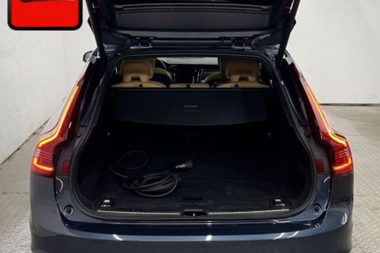 Volvo V90 V90 T8 PLUS BRIGHT RECH AWD PANO+B&amp;W+MEMO+ACC+