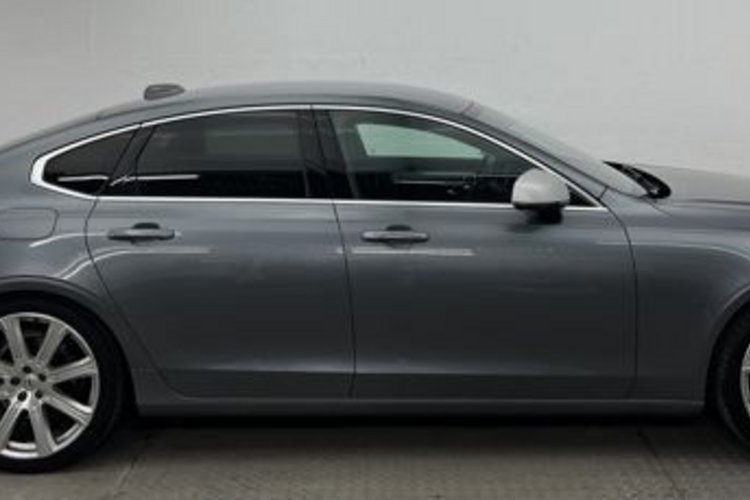 Volvo S90 S90 T6 AWD RDesign AHK+20Z+360+MEMO+INTELLI-SAFE