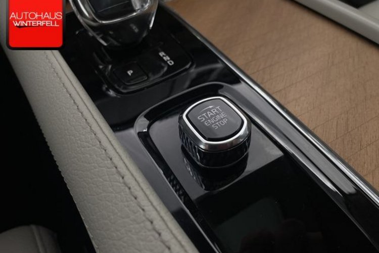 Volvo XC90 XC90 T8 INSCRIPTION RECH AWD 7SITZ+PANO+LUFT+360