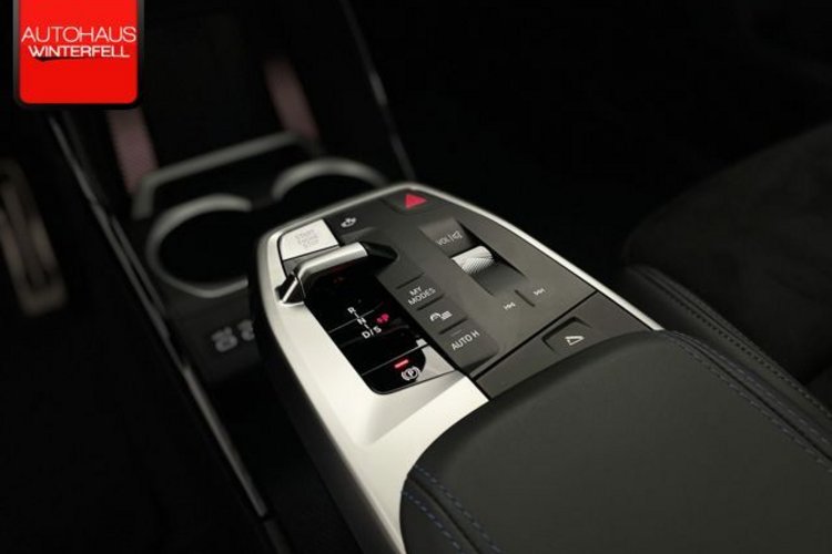 BMW X1 X1 xDrive 23 i M SPORT PANO+H/K+MEMO+MASSAGE+ACC