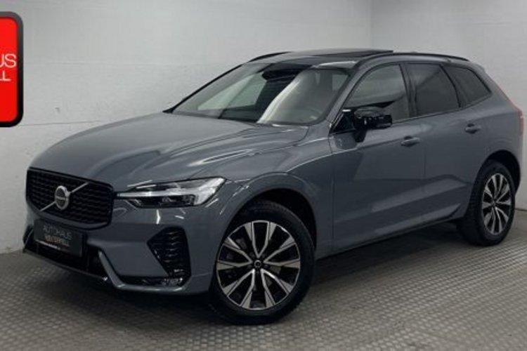Volvo XC60 XC60 B4 AWD PLUS DARK PANO+AHK+MEMORY+H&amp;K+LED+