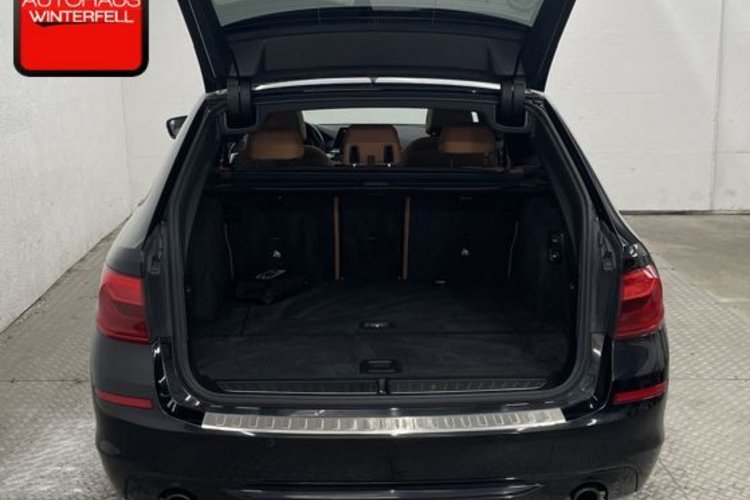 BMW 520 520 d xDrive Sport Line PANO+AHK+STANDHEIZUNG+