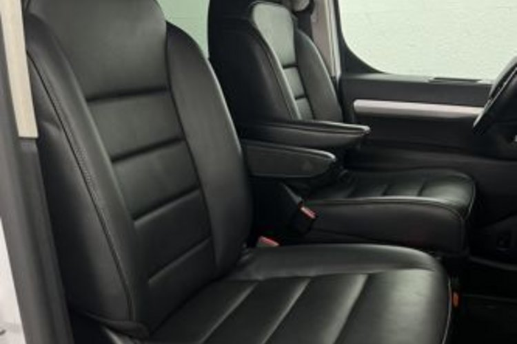 Opel Zafira Life Zafira Life 2.0 D M Elegance BLACK 7SITZ+STANDH+