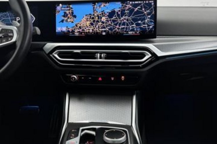 BMW 330 330e Touring xDrive M SPORT PANO+HUD+HIFI+ACC+