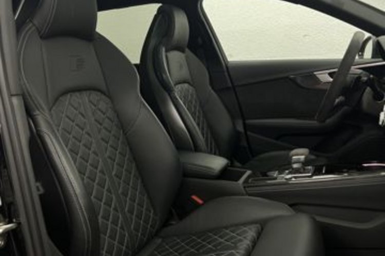 Audi A4 A4 Avant 50 TDI qu S line CARBON PANO+MEMO+360+