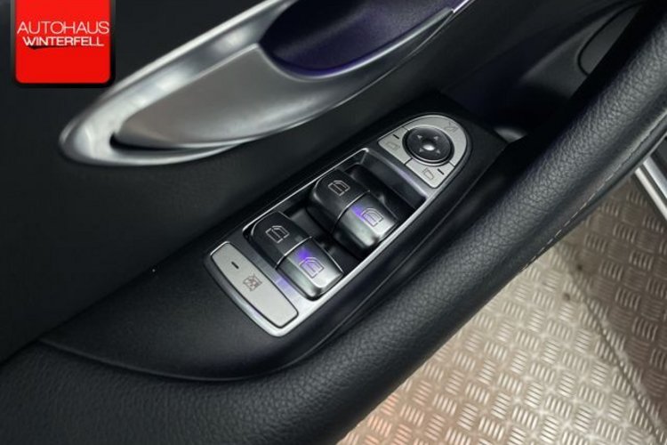 Mercedes-Benz E 220 E 220 d 4M T AVANTGARDE ALL-TERRAIN PANO+LUFT+