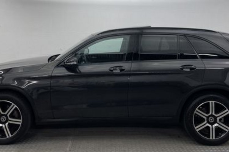 Mercedes-Benz GLC 200 GLC 200 d 4M NIGHT PANO+LED+KAMERA+MBUX+CARPLAY+