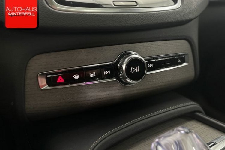 Volvo XC90 XC90 B5 D INSCRIPTION AWD 7SITZ+PANO+LUFT+AHK+