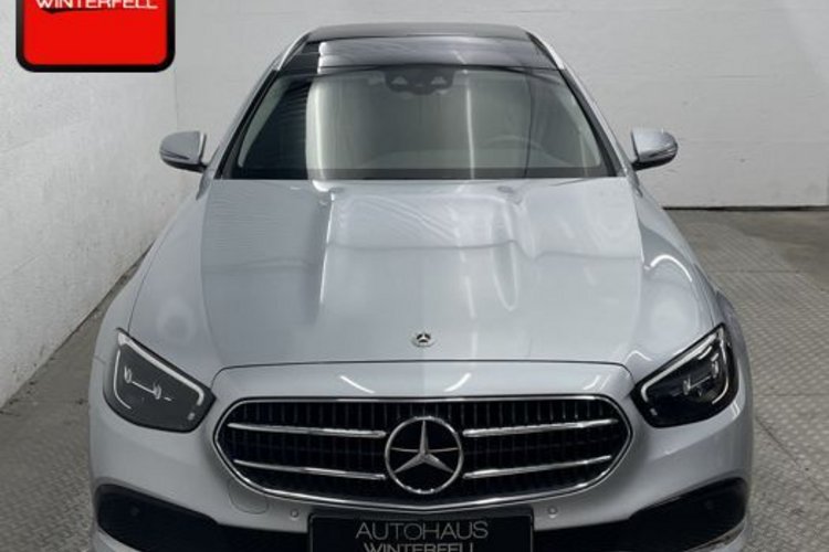 Mercedes-Benz E 400 E 400 d T 4M AVANTGARDE PANO+AHK+KEYLESS+DISTRO+
