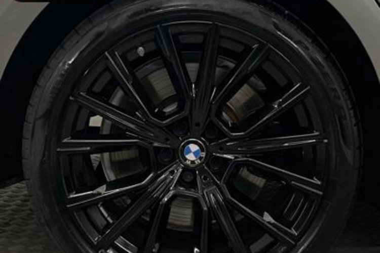 BMW 730 730 d xDrive M SPORT GSD+LASER+MASSAGE+SOFT+H/K+