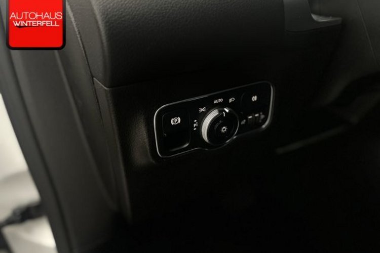 Mercedes-Benz GLB 220 GLB 220 d 7SITZ+DIGITAL+KAMERA+CARPLAY+AUGMENTED