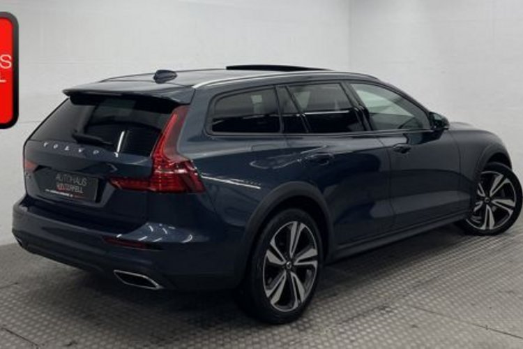 Volvo V60 Cross Country V60 CC B4 D AWD PANO+VOLL-LED+HARMAN/K+KAMERA+