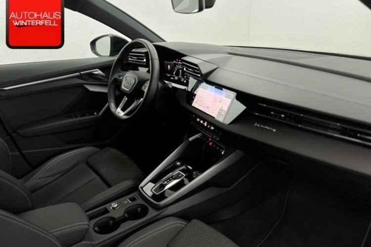 Audi S3 S3 Sportback 2.0 TFSI qu PANO+AKRAPOVIC+MATRIX+