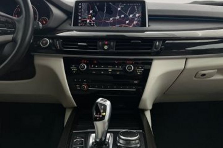 BMW X5 X5 xDrive30d PANO+AHK+SOFT+HUD+DIGITAL+KEYLESS+