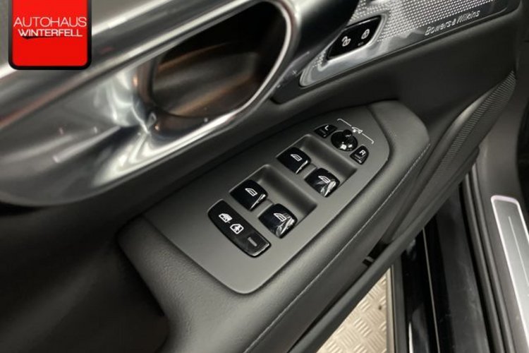 Volvo S90 S90 T8 ULTIMATE DARK RECH AWD GSD+B&amp;W+LUFT+MEMO+