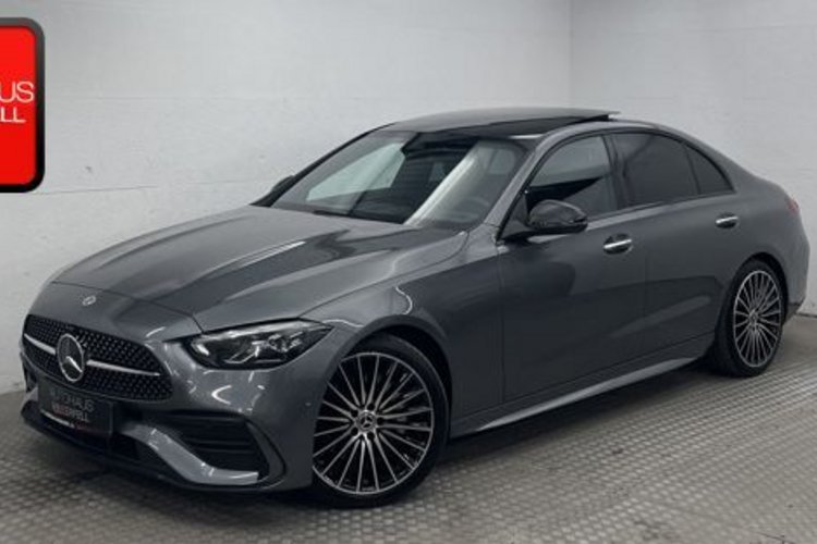 Mercedes-Benz C 200 C 200 4M AMG NIGHT PANO+MASSAGE+KEYLESS+STANDHZG