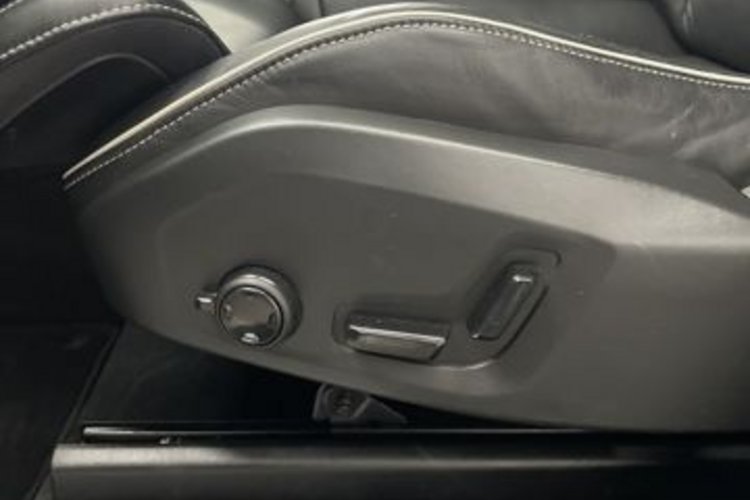Volvo XC90 XC90 B5 B AWD PANO+AHK+LUFT+360+HUD+H/K+MEMORY+