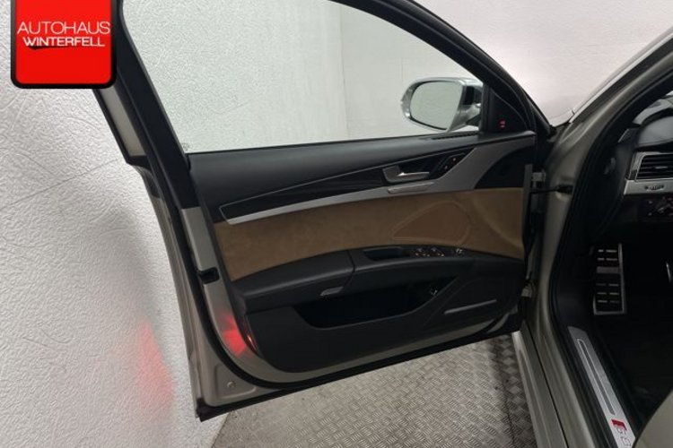 Audi S8 S8 4.0 TFSI Qu CARBON ESD+AHK+HUD+BOSE+MATRIX+