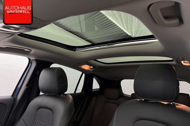 Mercedes-Benz GLA 250 GLA 250 e STYLE PANO+AHK+MULTIBEAM+KAMERA+DISTRO