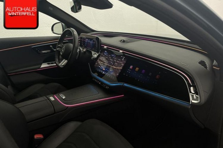 Mercedes-Benz E 300 E 300 e T AMG LINE PREMIUM PLUS PANO+SUPER+HUD+