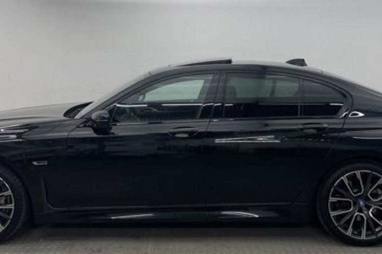 BMW 745 745 e M SPORT GSD+LASER+MASSAGE+SITZKLIMA+360+