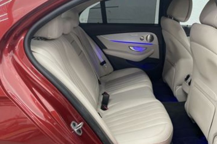 Mercedes-Benz E 400 E 400 d 4M AMG NIGHT MEMO+ABC+HUD+360+MASSAGE+