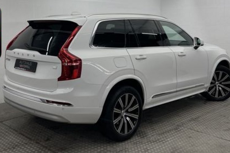 Volvo XC90 XC90 T8 INSCRIPTION RECH AWD 7SITZ+PANO+AHK+MEMO