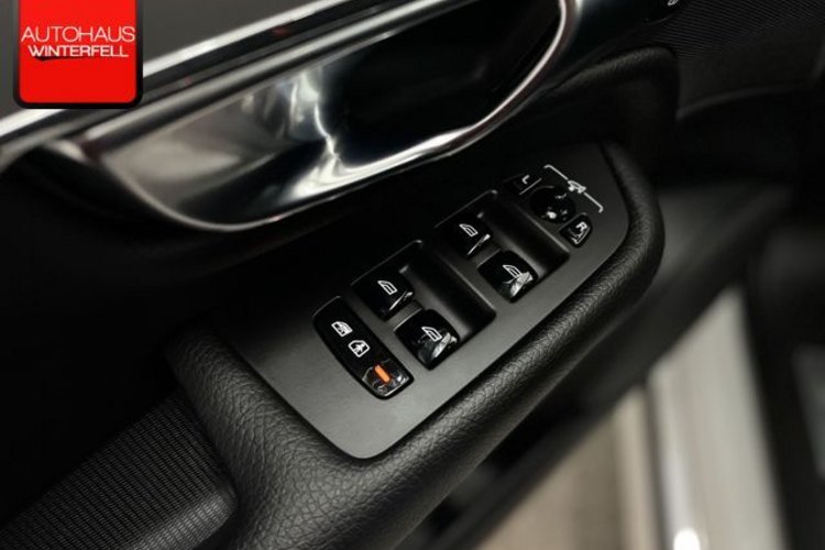 Volvo XC90 XC90 T8 INSCRIPTION RECH AWD 7SITZ+21Z+AHK+ACC+