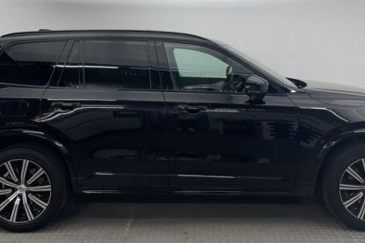 Volvo XC90 XC90 B5 D AWD Plus Dark 7SITZ+PANO+AHK+360+H&amp;K+