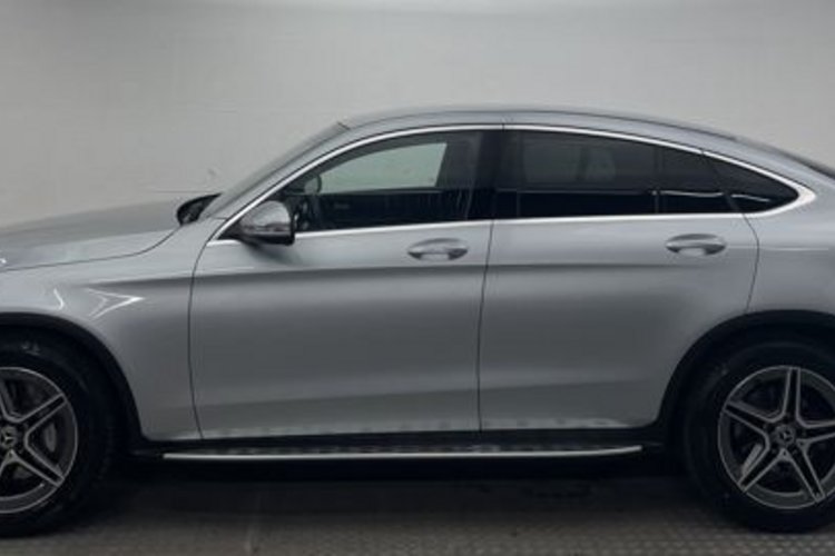 Mercedes-Benz GLC 300 GLC 300 de Coupe 4M AMG AIR-BODY+AHK+TRITTBRETT+