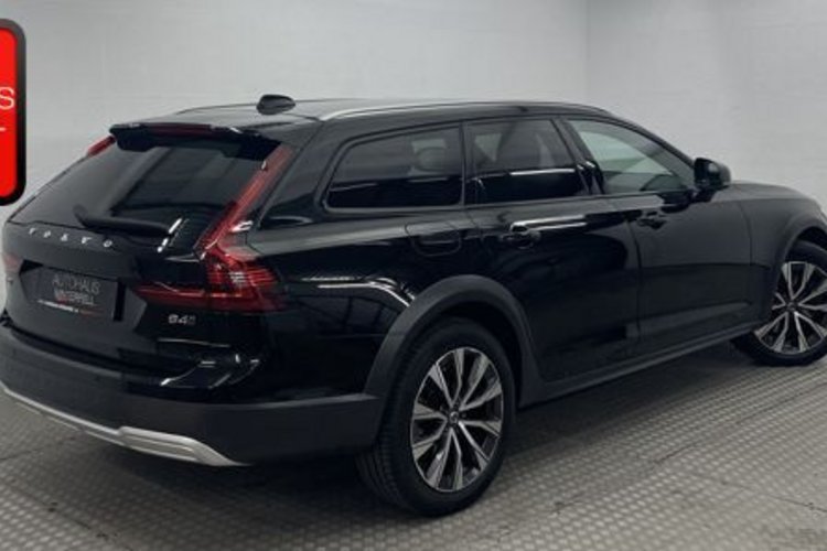 Volvo V90 Cross Country V90 Cross Country B4 D AWD AHK+H/K+MEMO+ACC+LKA+