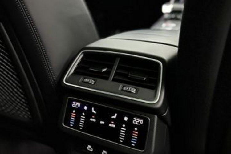 Audi A6 A6 Avant 55 TFSI qu S line PANO+MEMO+HUD+KEYLESS