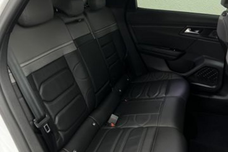 Citroën C5 X C5 X PureTech 130 EAT8 PLUS SITZHEIZUNG+KAMERA+