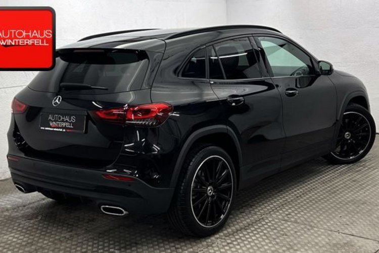Mercedes-Benz GLA 250 GLA 250 AMG NIGHT HUD+360+MEMORY+STANDHEIZUNG+