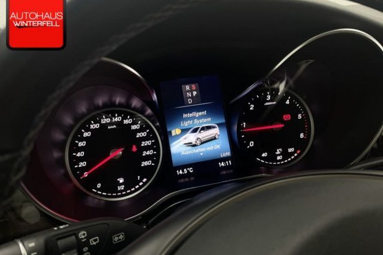 Mercedes-Benz V 300 V 300 d 4M LANG AMG NIGHT 7SITZ+PANO+AHK+STANDH+