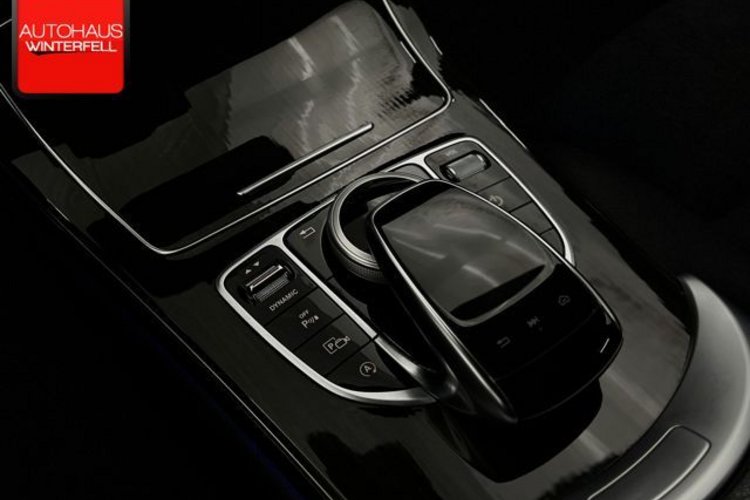 Mercedes-Benz C 220 C 220 d AMG LINE KAMERA+MULTIBEAM+KEYLESS+DISTRO