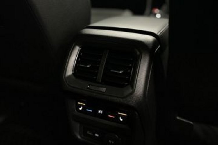 Seat Tarraco Tarraco 2.0 TDI 4Drive Xcellence 7SITZ+DCC+BEATS