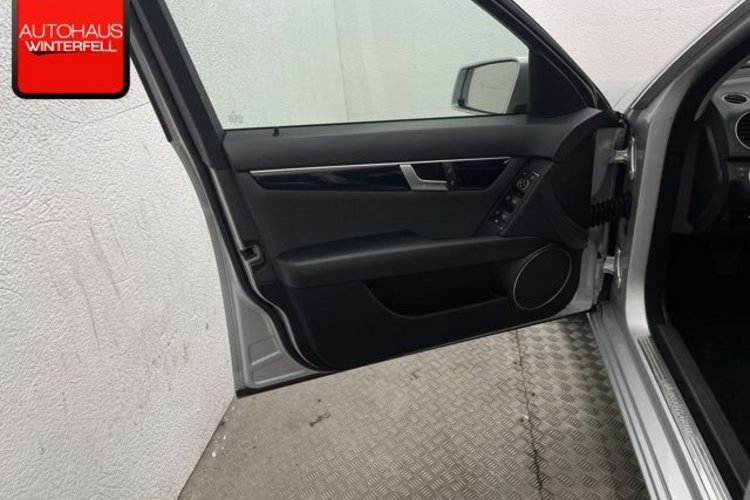 Mercedes-Benz C 200 C 200 T CDI BlueEfficiency NAVI+PDC+TEMPOMAT+