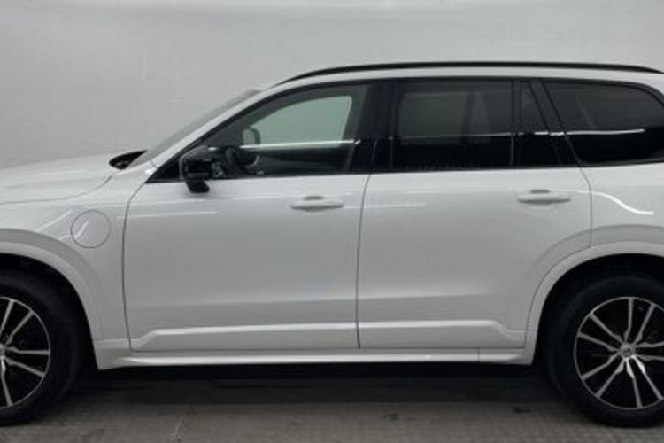 Volvo XC90 XC90 T8 AWD RECH RDesign 7SITZ+AHK+KEYLESS+H/K+