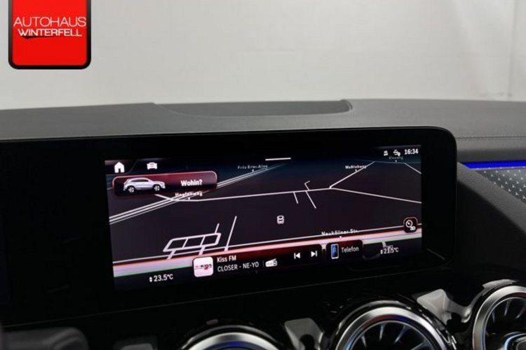 Mercedes-Benz GLA 220 GLA 220 4M AMG ADVANCED PLUS PANO+STANDH+MEMO+