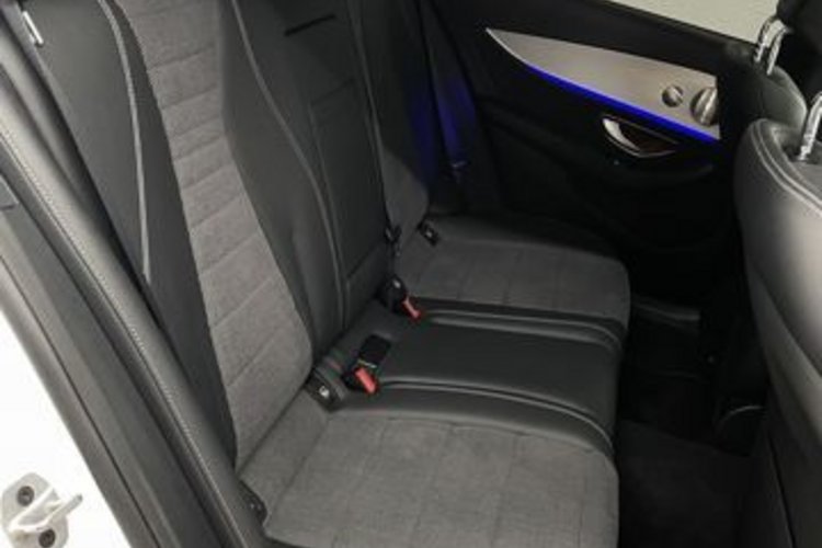 Mercedes-Benz E 300 E 300 de T AVANTGARDE ESD+MBEAM+MBUX+BURMESTER+
