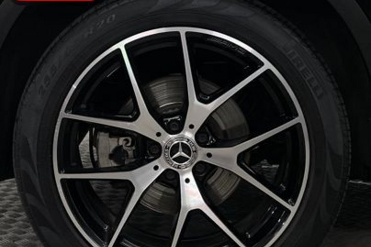 Mercedes-Benz GLC 300 GLC 300 de 4M NIGHT AMG 20Z PANO+AHK+AIR-BODY+