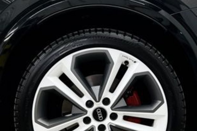 Audi Q2 Q2 40 TFSI qu S line PANO+AHK+SONOS+KAMERA+ACC+