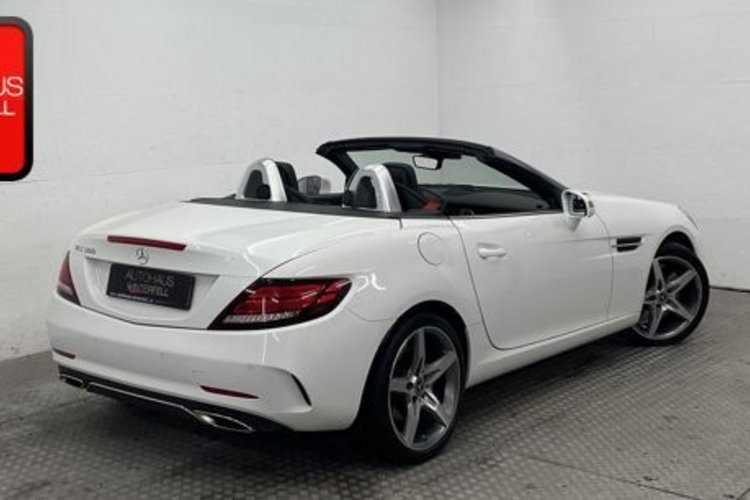 Mercedes-Benz SLC 200 SLC 200 AMG PANO+KAMERA+HARMAN/K+ILS+AIR-SCARF+