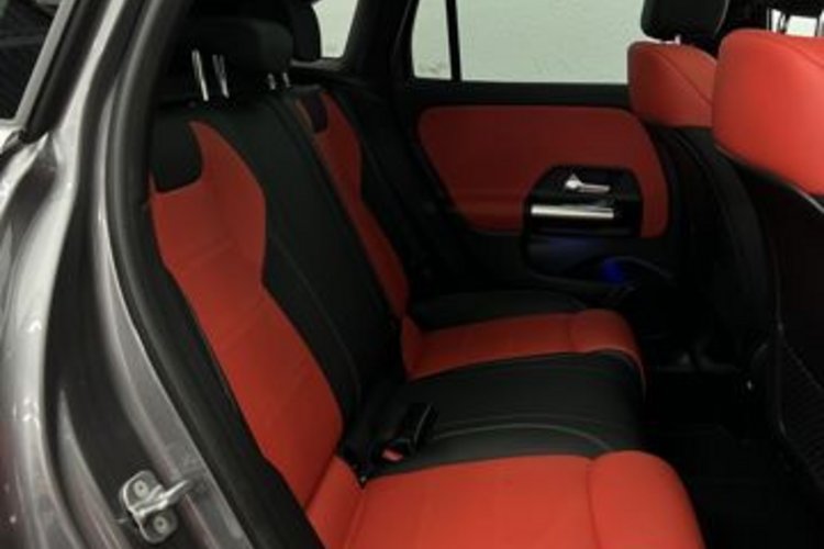 Mercedes-Benz GLA 220 GLA 220 4M AMG ADVANCED PLUS PANO+STANDH+MEMO+