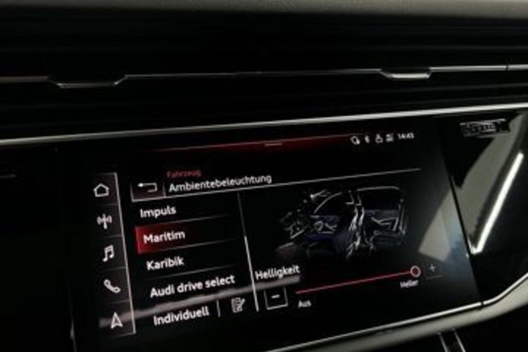Audi Q8 Q8 55 TFSI qu S line PANO+AHK+STANDHZG+AIR-SPORT